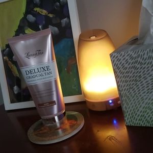 Nourishing tinted body lotion